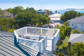 Tybee Island Home with Rooftop and Ocean Views!